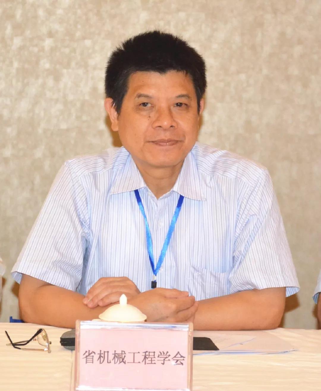 副秘書(shū)長(zhǎng)